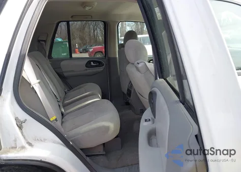 2005 Chevrolet Trailblazer Lt from USA, damaged, VIN 1GNDT13S752319491